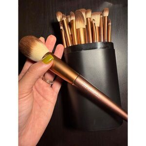 Bs-Mall 18 Pieces Brown Premium Synthetic Makeup Brush Set With Black Case